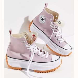 Converse run star hike